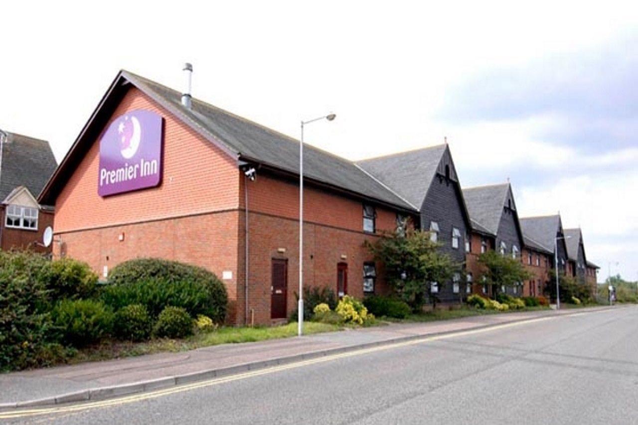 Premier Inn Poole Centre ภายนอก รูปภาพ