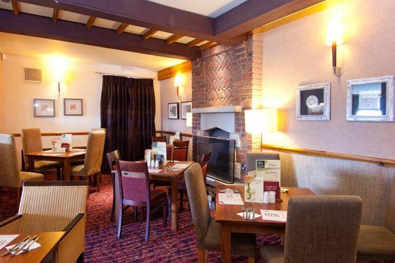 Premier Inn Poole Centre ภายนอก รูปภาพ